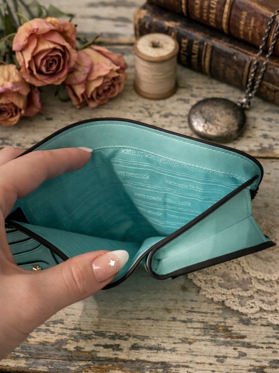 Kate Spade New York Ombre Patent Leather Zip Around Wallet w/COA - Picture 5 of 5